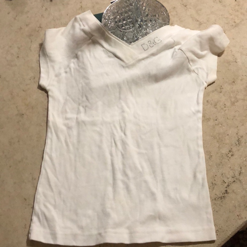Dolce & Gabbana White v neck v back